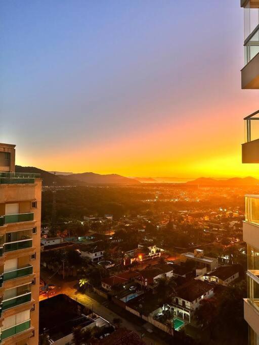 Apto Com Vista Para O Mar Com 2 Vagas - Guarujá Esterno foto